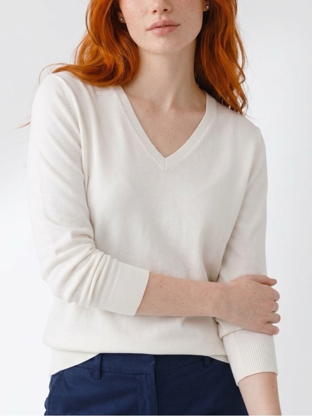 Lands’ End Supima Cotton V-Neck Sweater Size M Ivory Cream Classic